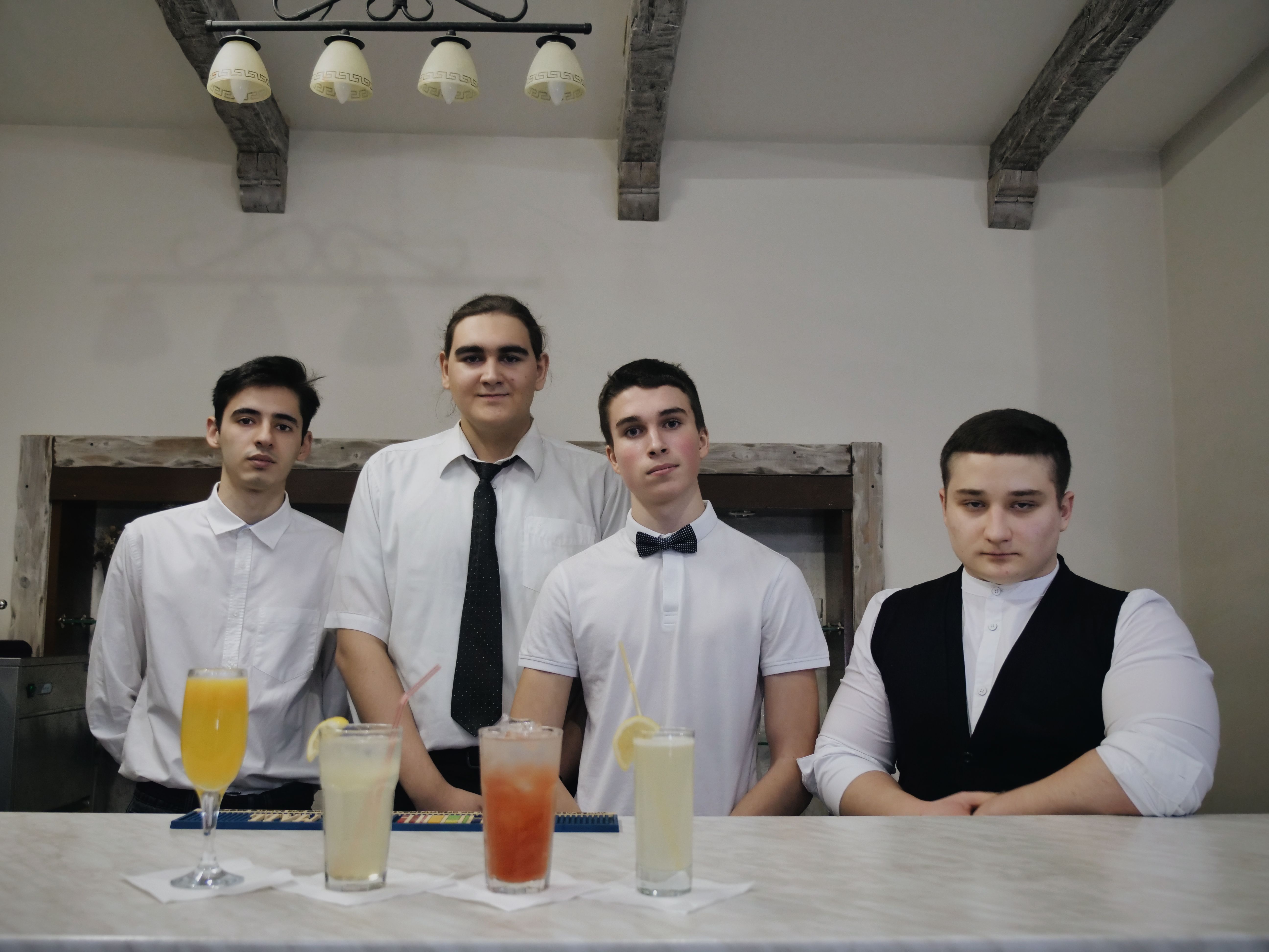 Студенты АГПК стали победителями конкурса барменов 