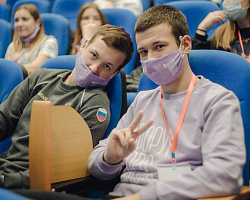 Студенты АГПК приняли участие во Всероссийском форуме «ПРО добро»