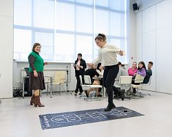 В АГПК прошла тренинг-игра для преподавателей «Классики педагогики»