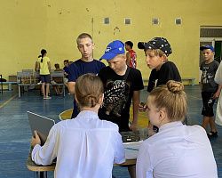 Студенты колледжа посетили лагерь "Березка"