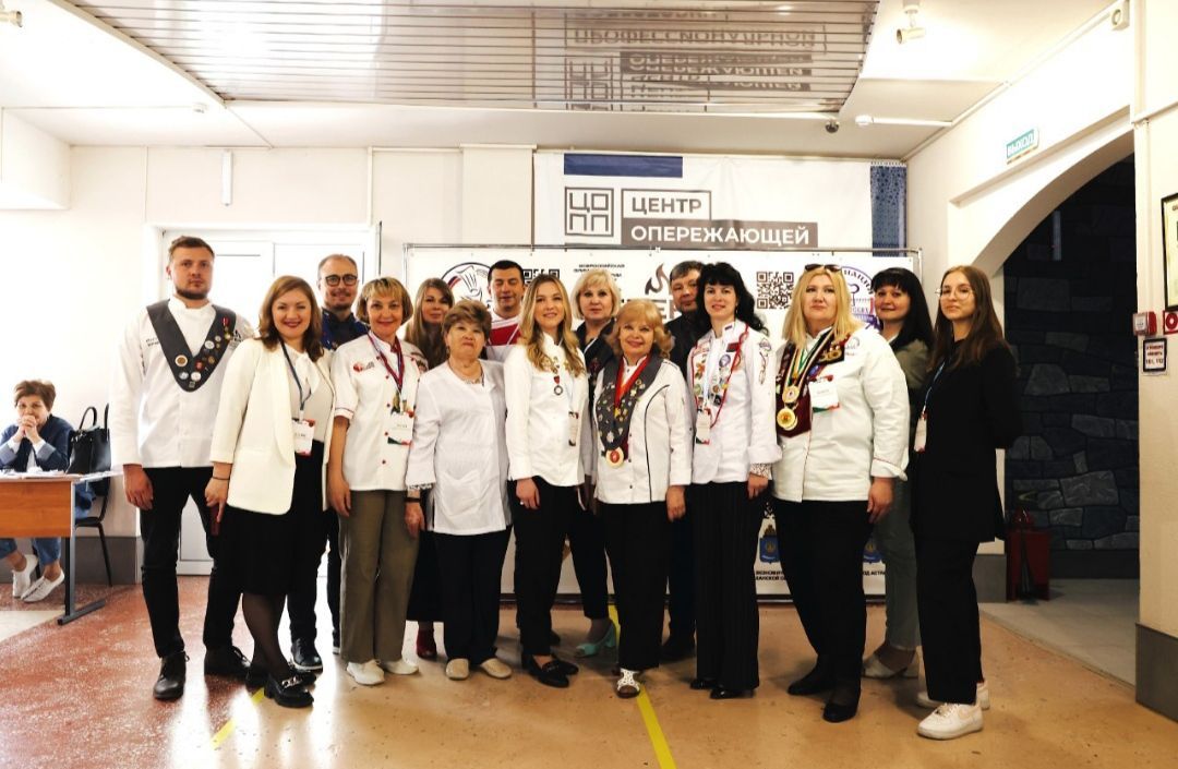 В АГПК завершился конкурс молодых поваров «Крендель-2022. АРМиЯ. Пальчики оближешь!»