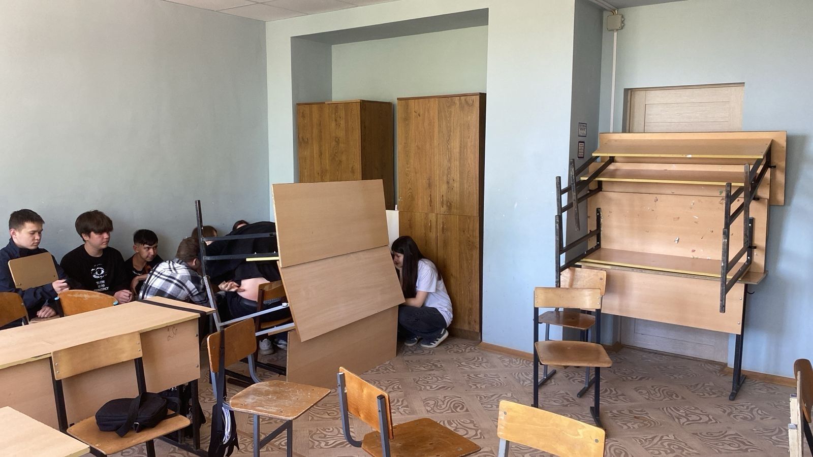 В Лиманском филиале АГПК прошла внеплановая антитеррористическая тренировка