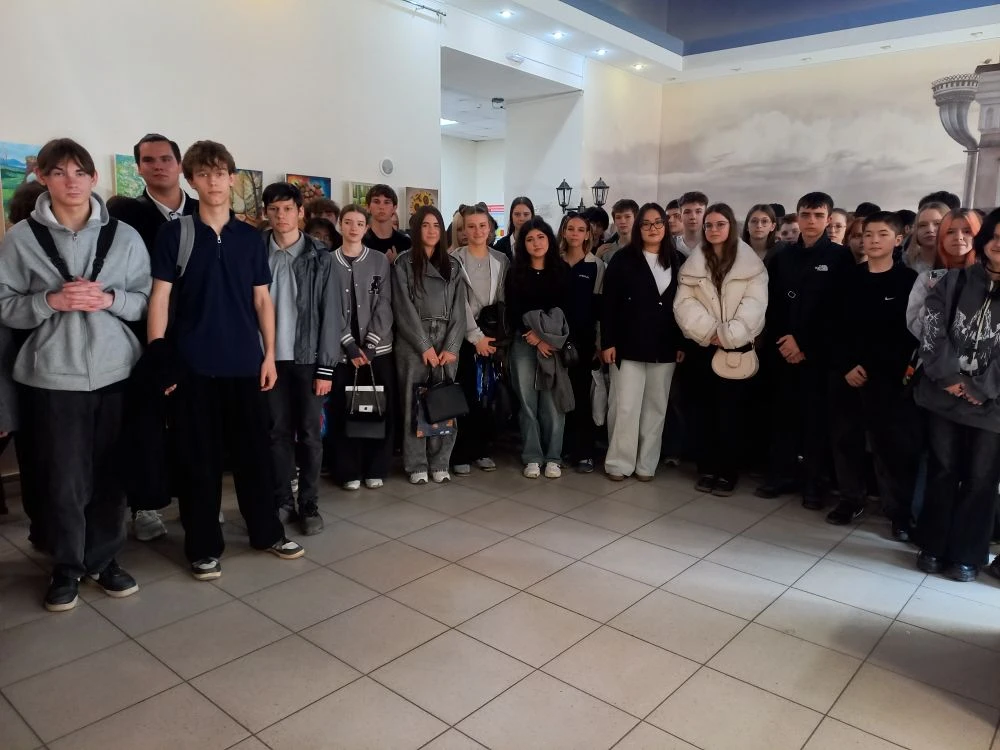 Студенты ИТЭП познакомились с классикой на кинопоказе в «Иллюзионе»