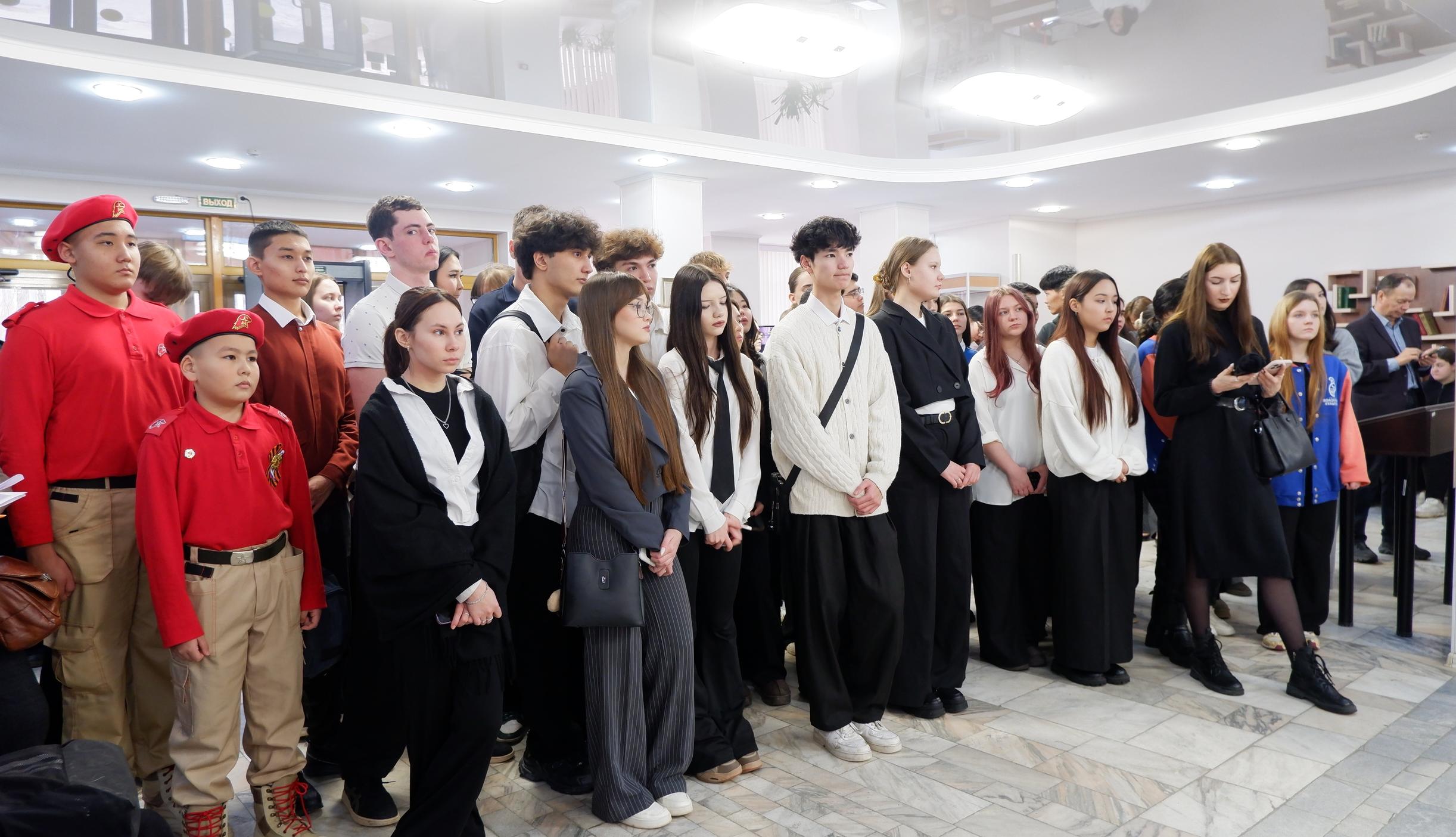 Студенты АГПК посетили открытие Музея редких книг