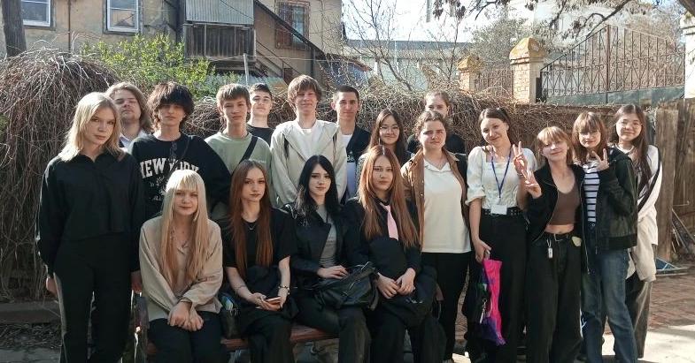 Студенты ИТЭП приняли участие в мастер-классе по каллиграфическому письму