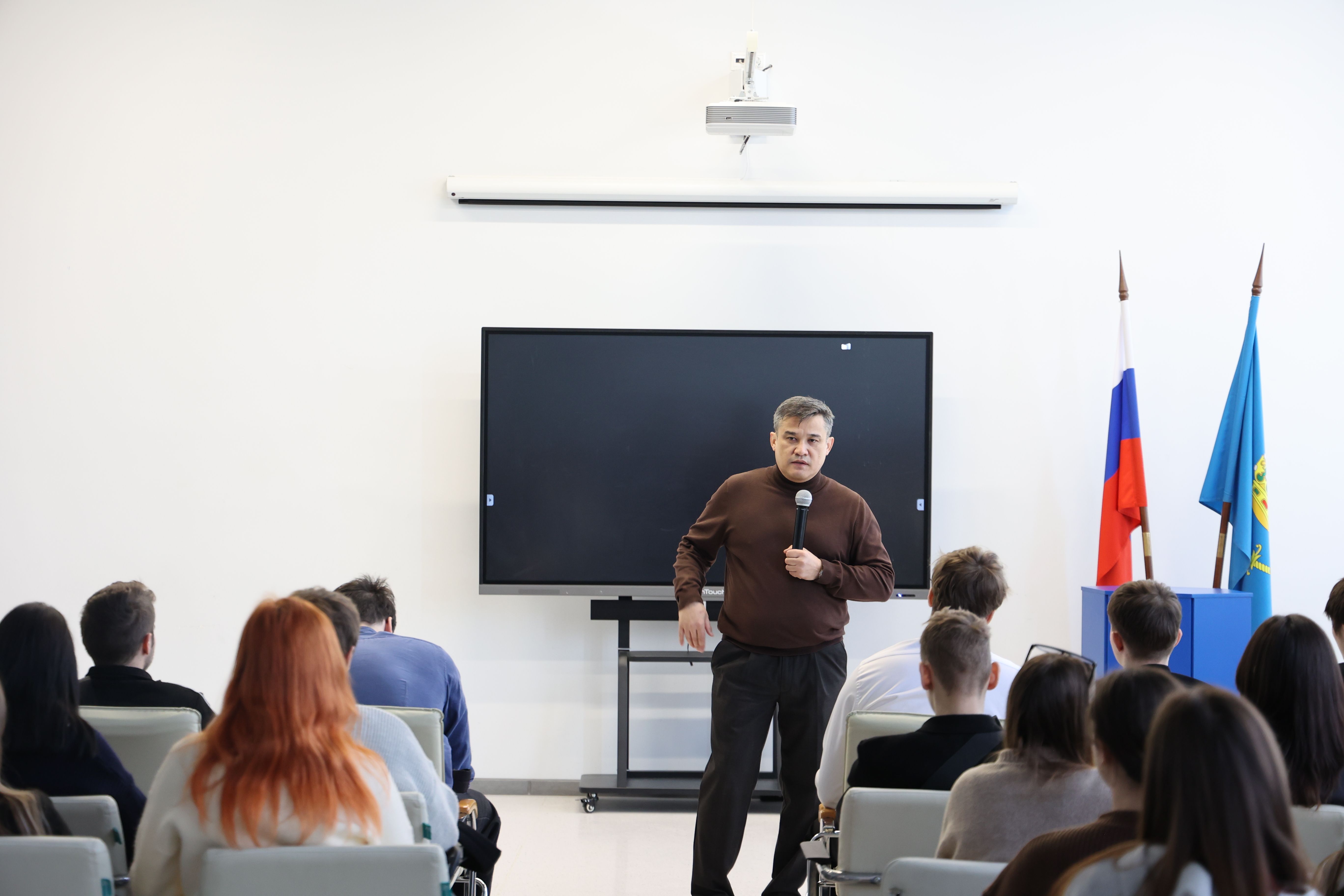 Встреча студентов АГПК с представителями Пограничного управления