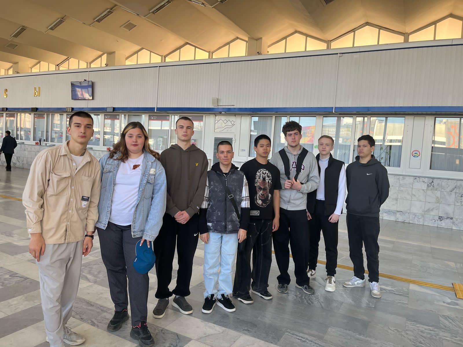 Студенты РЭМ - 1309 исполнили "Катюшу" в рамках акции, посвященной 80-летию Победы