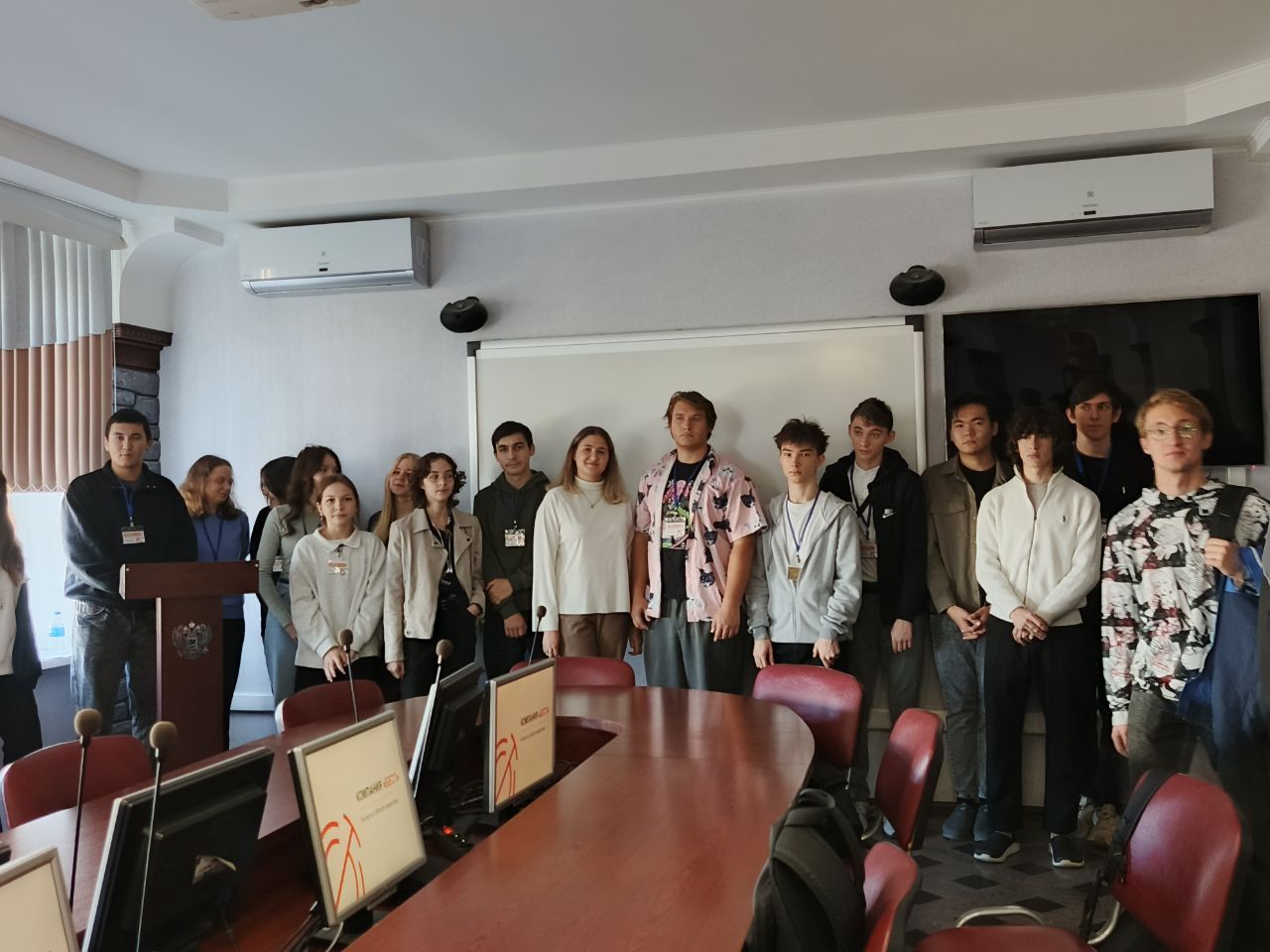 Студенты АГПК встретились с HR-менеджером компании «Бест»