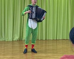 Студенты политехнического колледжа организовали праздник для воспитанников центра «Созвездие» 