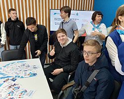 Студенты АГПК посетили Всероссийскую ярмарку трудоустройства «Работа России. Время возможностей»