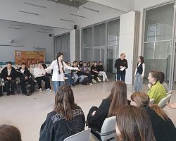 В рамках Недели психологии состоялась игра КВН между командами отделений 