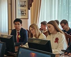 Студенты АГПК приняли участие в «Диктанте Победы» в библиотеке имени Н. К. Крупской