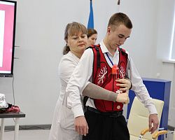 Депутат Госдумы Леонид Огуль в гостях АГПК с программой «Готов к санитарной обороне»