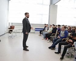 Студентов колледжа приглашают продолжить обучение в Грозненском университете