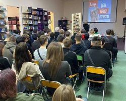 Студенты Лиманского филиала АГПК почтили память героев