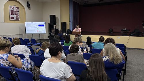 Преподаватели АГПК познакомились с возможностями искусственного интеллекта в образовании