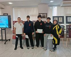 Студенты АГПК приняли участие в «Диктанте Победы» в библиотеке имени Н. К. Крупской