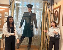 Студенты специальности «Банковское дело» познакомились с работой современного банка на Дне открытых дверей