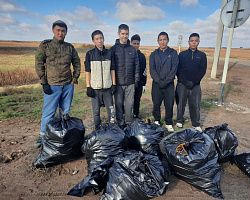 Студенты Володарского филиала АГПК внесли вклад в благоустройство поселка