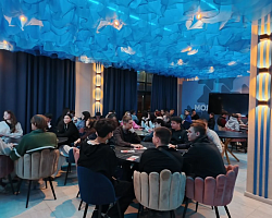 Студенты АГПК прокачали управленческие компетенции на тренинге-игре от общества «Знание»