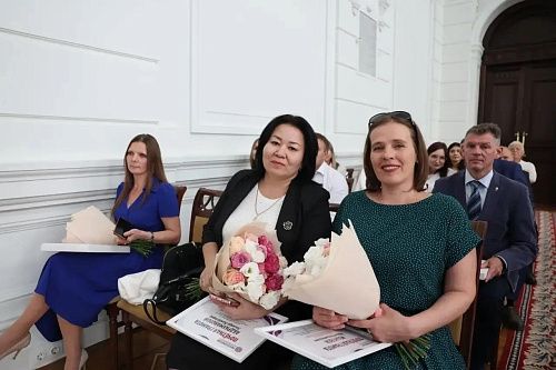 Преподаватели АГПК отмечены Почётными грамотами за работу в сфере ИТ