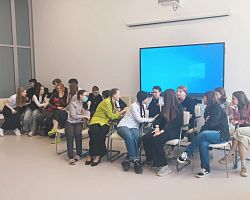 В рамках Недели психологии состоялась игра КВН между командами отделений 