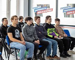  Студенты АГПК поучаствовали в мероприятии, приуроченном к 81-ой годовщине окончания Сталинградской битвы